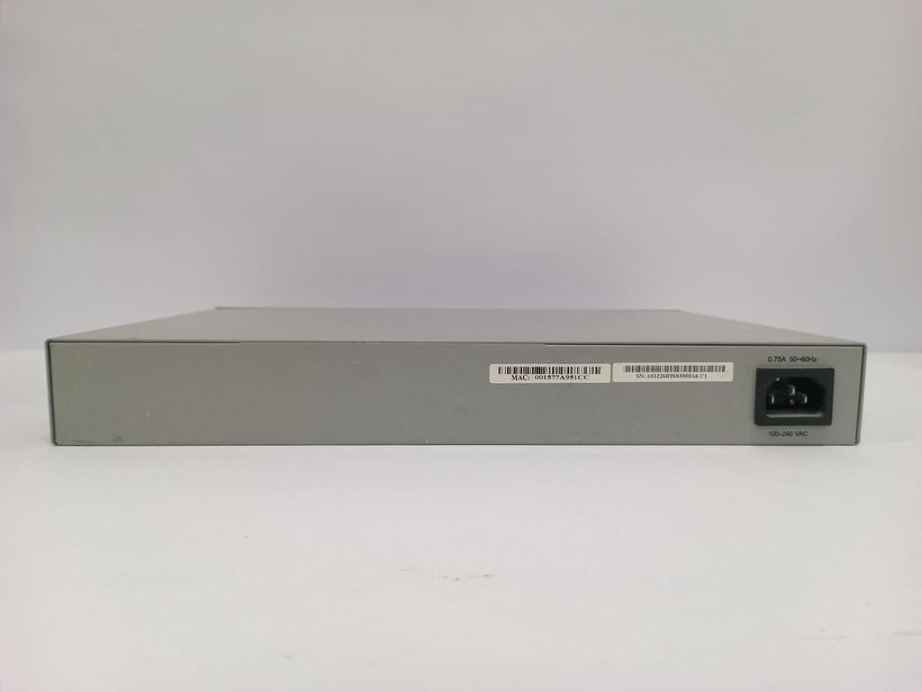 Switch AT-FS750 No Poe - 16 Puertos Allied Telesyn